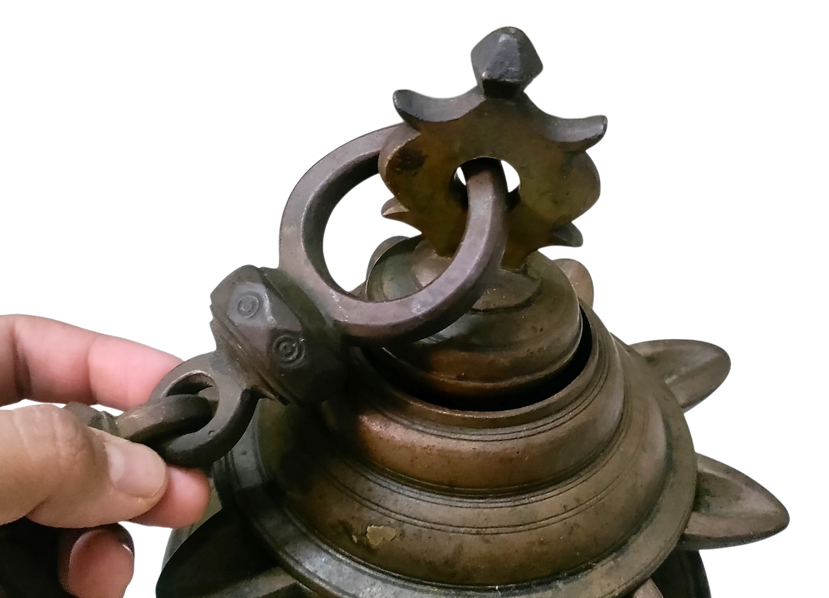 Traditional Lamp